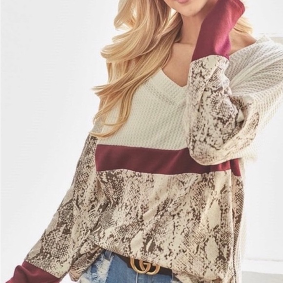 NIP KFAB DESIGNS WIDE V NECK WAFFLE KNIT BALLOON SLEEVE TOP - Picture 6 of 6